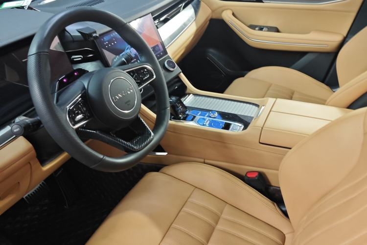 Used Lynk & Co 09 EM-P 2023 2.0TD EM-P Long-Range Version PM Six-Seater Interior 5