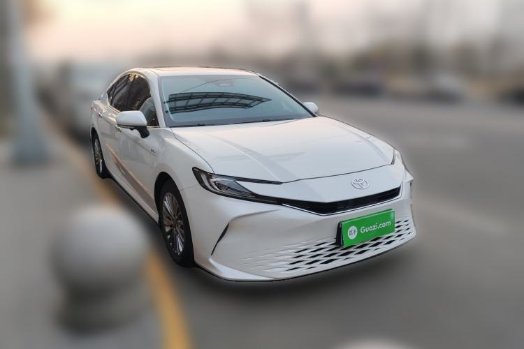 Used Toyota Camry 2024 Dual-Motor 2.0 HGVP Luxury Edition