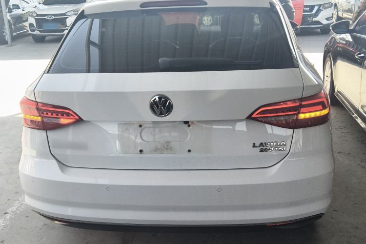 Used Volkswagen Lavida 2018 Hatchback 200TSI DSG Comfort Edition China V Standard Rear