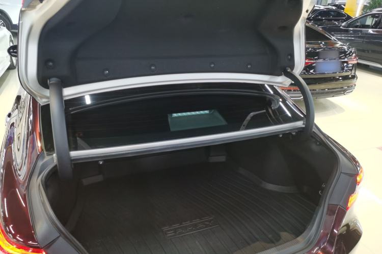 Used Toyota Camry 2021 2.5G Luxury Edition