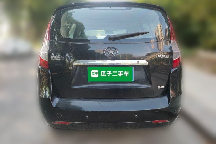 Used JAC Group Refine M2 2012 1.8L MT Business Luxury 5-Seater
