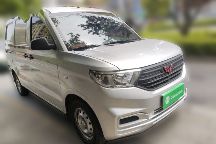 Used Wuling Hongguang V 2022 1.5L Jingqu Edition Enclosed-Window Vehicle with Electric Power Steering LAR Front Right 45 Deg