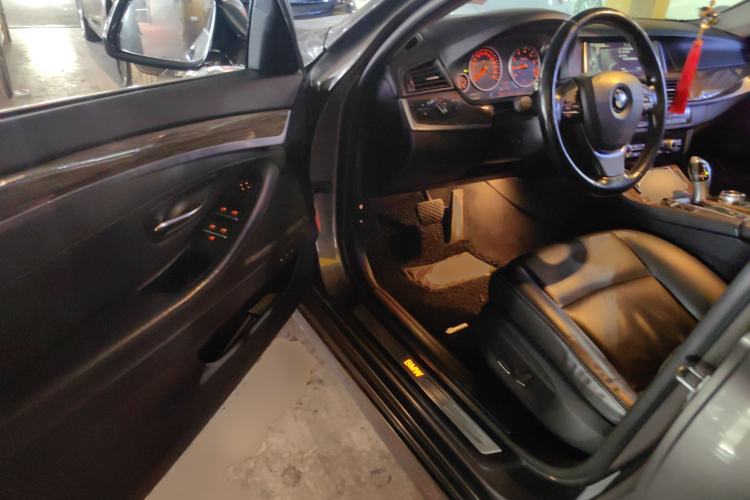 Used BMW 5 Series 2014 525Li Fashion Design Package Driver Seat