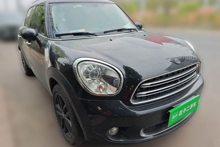 Used MINI Countryman 2014 1.6L COOPER Excitement Front Right 45 Deg