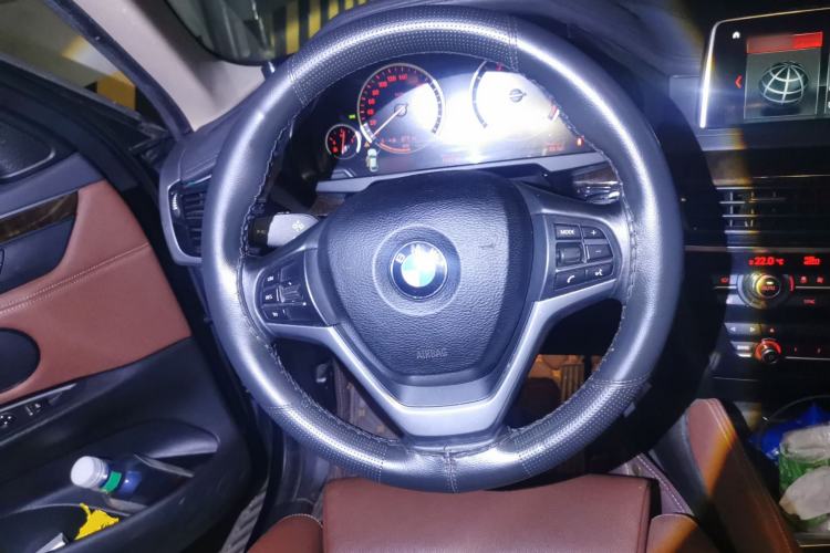 Used BMW X6 2017 xDrive28i Steering Wheel