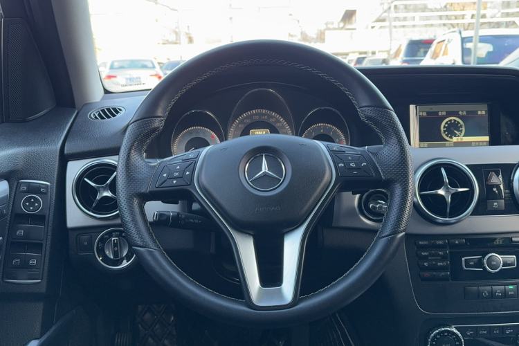 Used Mercedes-Benz GLK-Class 2014 GLK 260 4MATIC Dynamic Model
