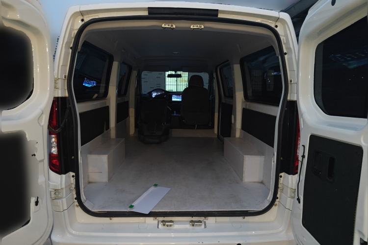 Used CHANGAN KAICHENG Ruixing EM80 2025 Passenger Version Comfort Edition 6-Seater 300 km Dual-Swing Doors Trunk