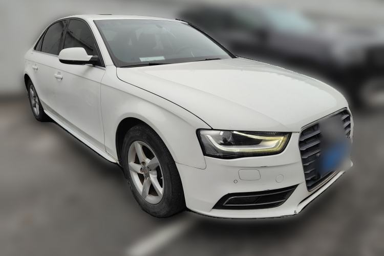 Used Audi A4L 2013 35 TFSI Automatic Comfort Model Front Right 45 Deg