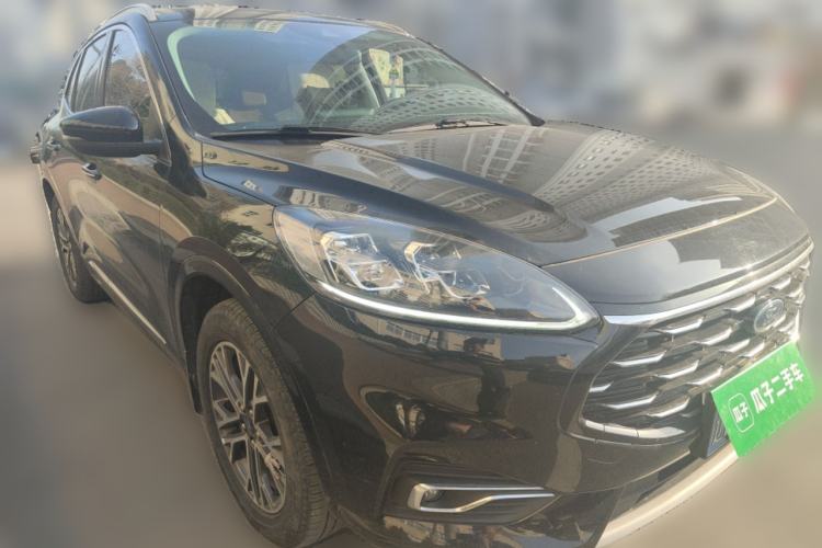 Used Ford Escape 2020 EcoBoost 245 Four-Wheel Drive Luxury Edition Front Right 45 Deg