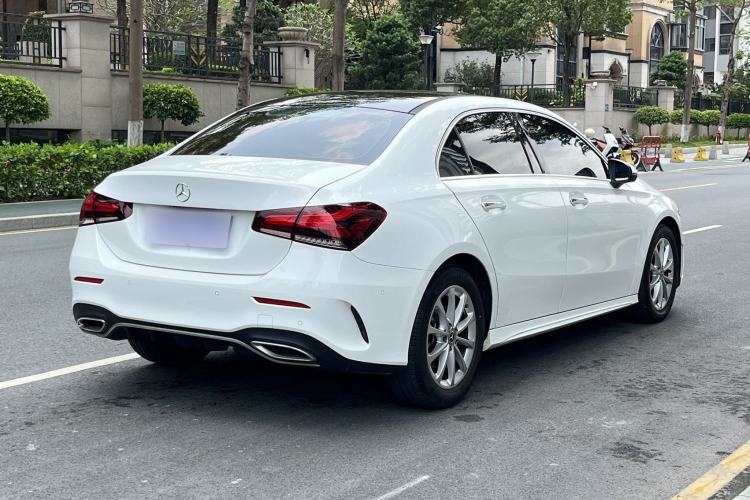 Used Mercedes-Benz A-Class 2022 Restyled A 200 L Sport Sedan Fashion Version Exterior 6