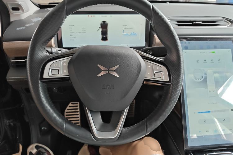 Used XPeng P5 2021 550P Steering Wheel