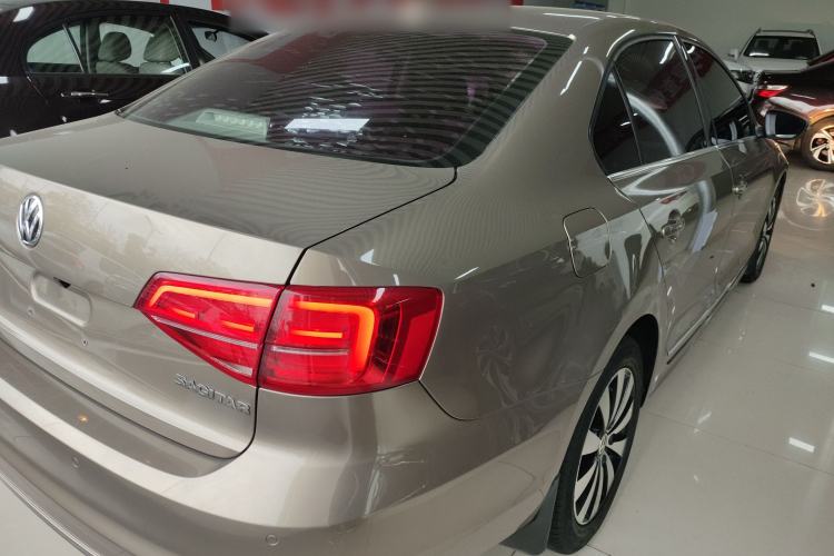 Used Volkswagen Sagitar 2017 230TSI Automatic Comfort Version