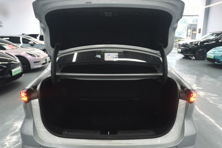 Used Geely Galaxy L6 2025 EM-i 140km Starship Edition
