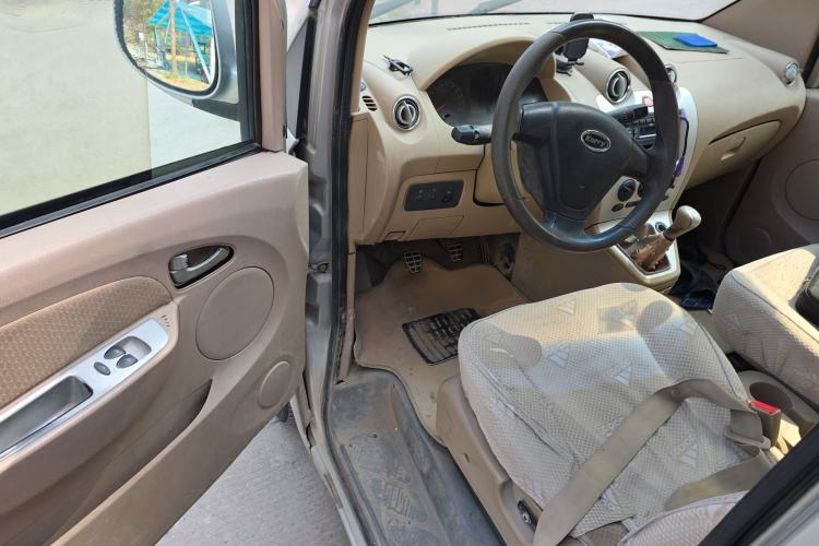 Used Karry Youya 2 2013 1.5L Standard Model
