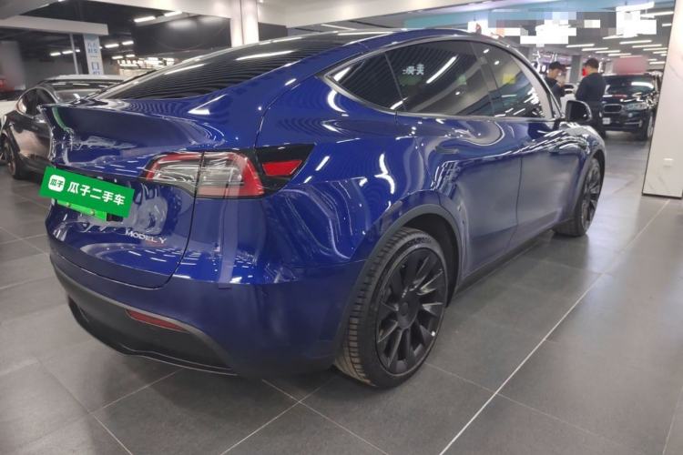 Used Tesla Model Y 2021 Long-Range All-Wheel-Drive Version