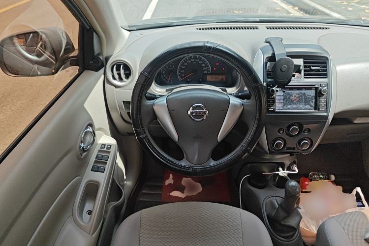 Used Nissan Sunny 2015 1.5XE Manual Comfort Edition
