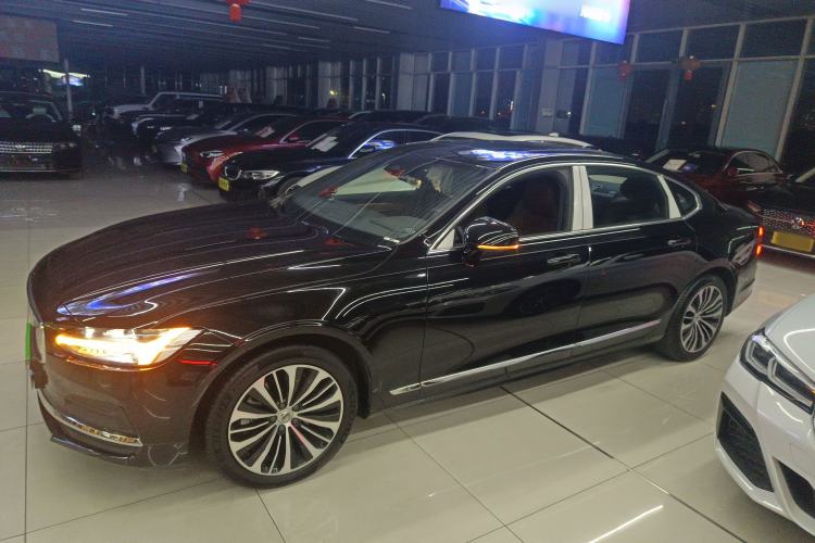 Used Volvo S90 2024 B5 Zhiyi Luxury Edition
