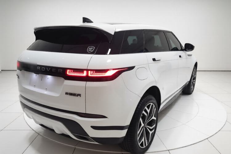 Used Land Rover Range Rover Evoque 2021 Range Rover Velar 249 PS R-Dynamic S Performance Edition