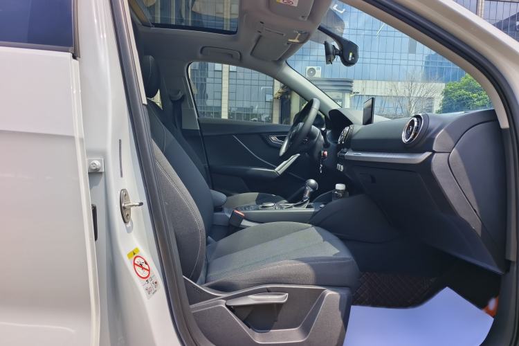 Used Audi Q2L 2021 35 TFSI Progressive Dynamic Edition Right Front Seat