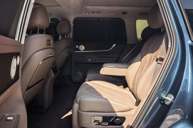 Used Hima AITO M9 2025 Extended-Range Max Version 52 kWh 6-Seater Edition