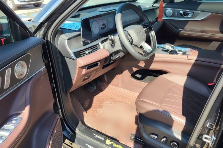 Used Chery Tiggo 8 PRO 2024 Champion Edition 290T Two-Wheel Drive Peak Version 7 Seats Driver Seat