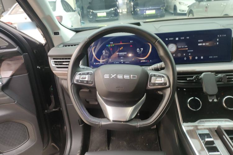 Used EXEED Lanyue 2021 400T Two-Wheel Drive Starlight Pro Edition 7-Seater
