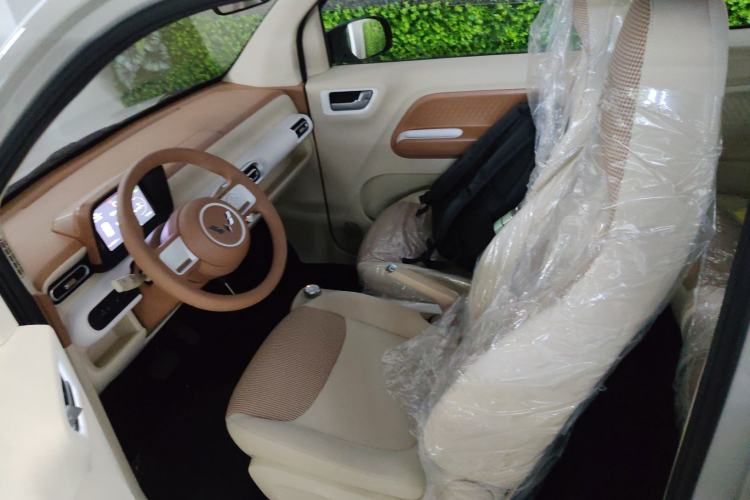 Used Wuling Hongguang MINIEV 2024 3rd Generation 215km Youth Edition