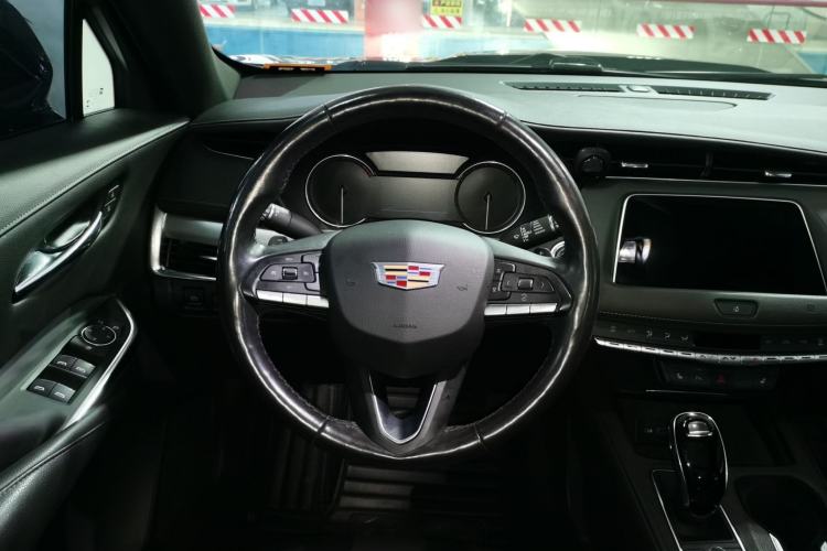 Used Cadillac XT4 2021 28T Two-Wheel Drive Luxury Version