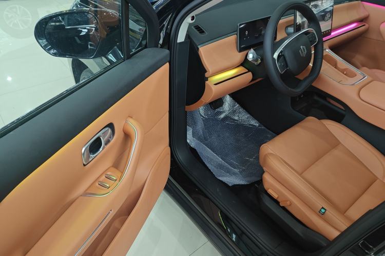 Used Leapmotor C16 2026 All-Electric 630 LiDAR Version 6-Seater
