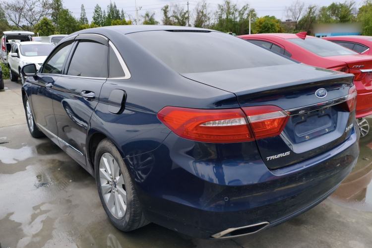 Used Ford Taurus 2016 EcoBoost 180 Luxury Model