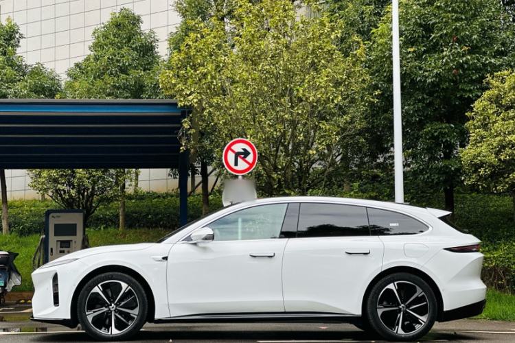 Used Nio ET5T 2025 75 kWh Touring
