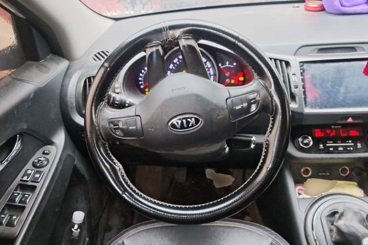 Used Kia Sportage R 2012 2.0L Manual Two-Wheel Drive GLS
