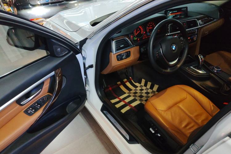 Used BMW 3 Series 2017 330Li xDrive Luxury Design Package
