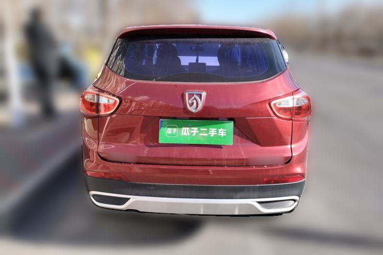 Used Baojun 510 2017 1.5L manual Comfort trim
