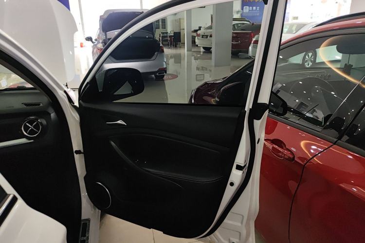 Used BYD Song 2021 Classic Edition 1.5T Automatic Elite Model
