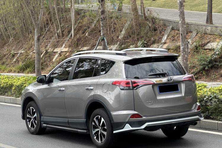 Used Toyota RAV4 2016 2.0L CVT Two-Wheel Drive Smart Edition China V Standard