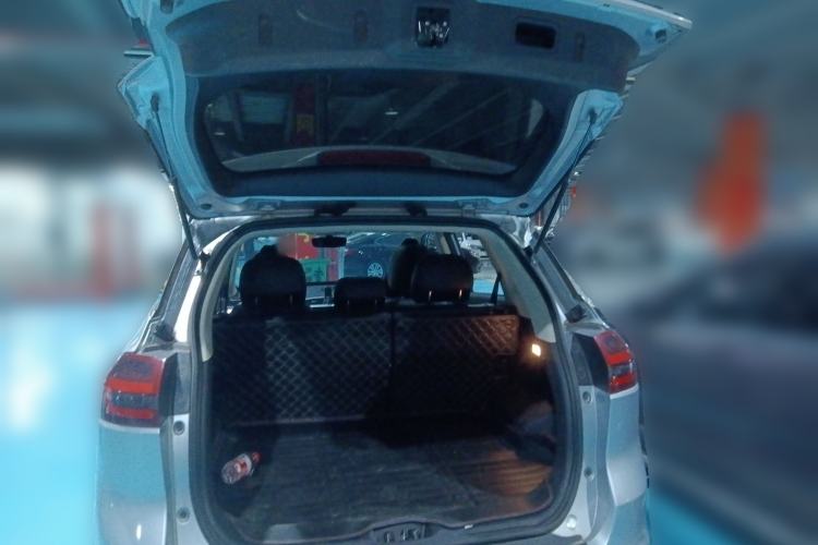 Used Geely Auto Emgrand X7 Sport 2018 1.8TD Automatic Two-Wheel Drive Smart Connect 4G Internet Edition Trunk