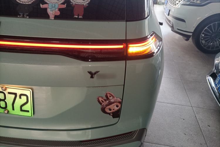 Used AION Y 2023 Younger Star Edition