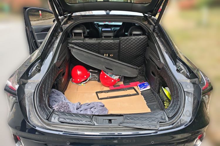 Used Hongqi H6 2023 2.0T ZhiShang Version