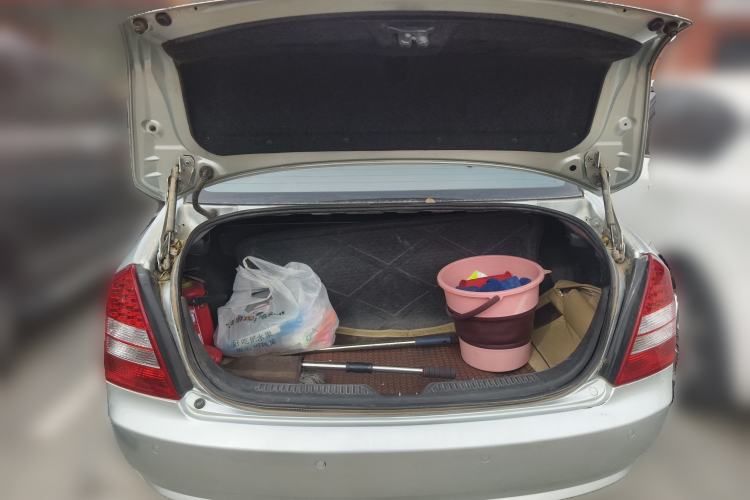 Used Bestune B70 2010 2.0L automatic comfort version
