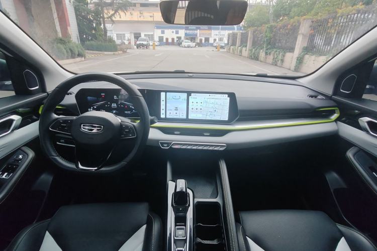 Used Geely Auto Coolray 2022 Bin Yue COOL 1.5TD DCT Hot Engine Edition
