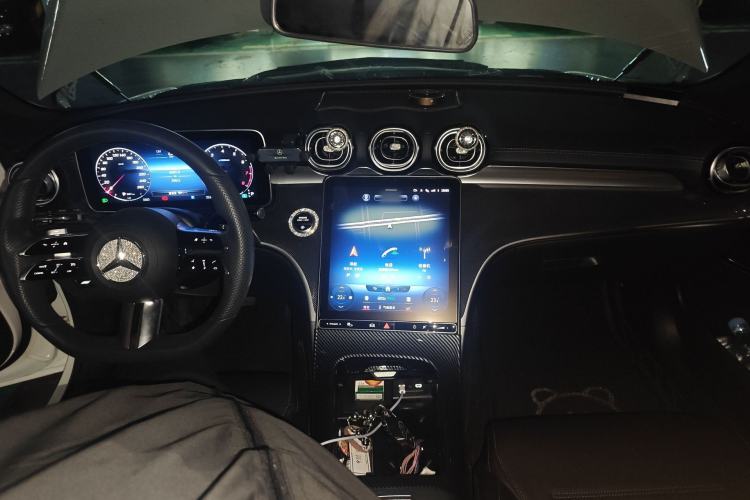 Used Mercedes-Benz C-Class 2022 Restyled C 260 L Sport Edition Center Console