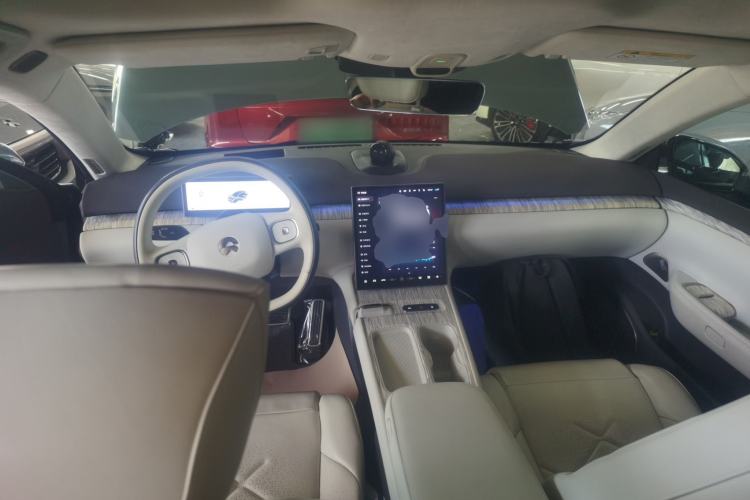 Used Nio ET7 2022 100kWh First Edition Center Console