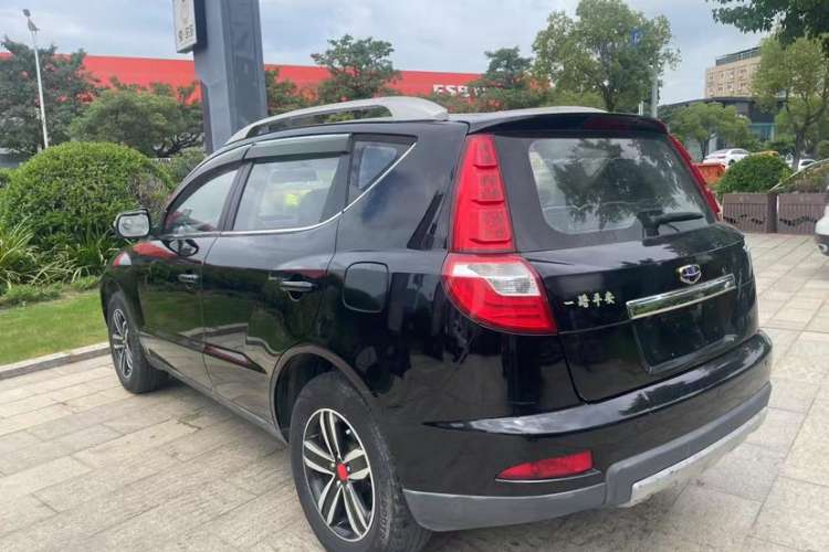 Used Geely Auto GX7 2015 Sports Edition 2.0L Automatic Luxury Model
