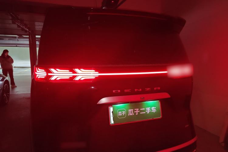 Used Denza D9 2023 DM-i 965 Luxury Model Rear