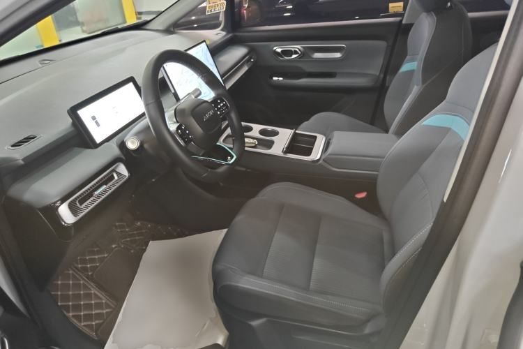 Used AION Y 2023 Plus 510 Enjoy Edition Left Front Seat