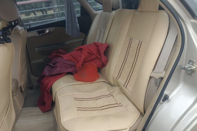 Used Buick Excelle 2011 1.6 LX-MT