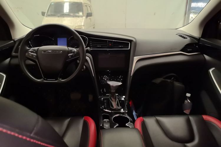 Used Venucia D60 2019 1.6L XL CVT Smart Connect Elite Edition
