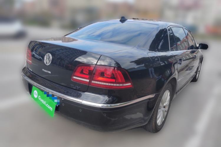 Used Volkswagen Phaeton 2012 3.0L Business Edition Rear Right 45 Deg