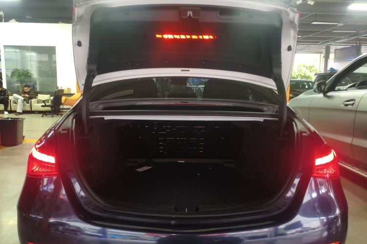 Used Mercedes-Benz C-Class 2025 Facelift C 260 L Sport Edition Trunk